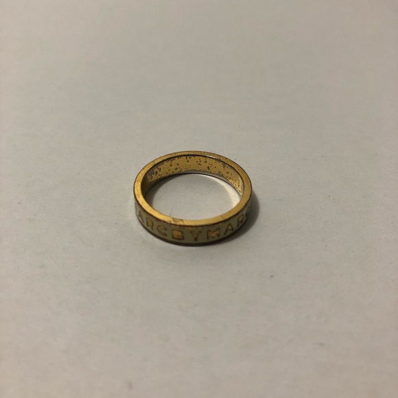 MARC BY MARC JACOBS CREAM RING - Picture 5 of 10